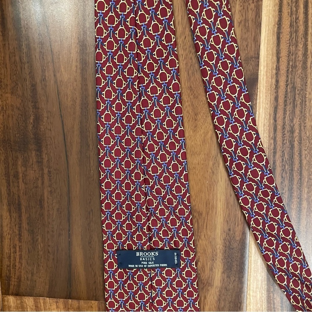 Brooks Basics Pure Silk Tie Red Geometric Print Woven Made in USA. - Picture 11 of 11